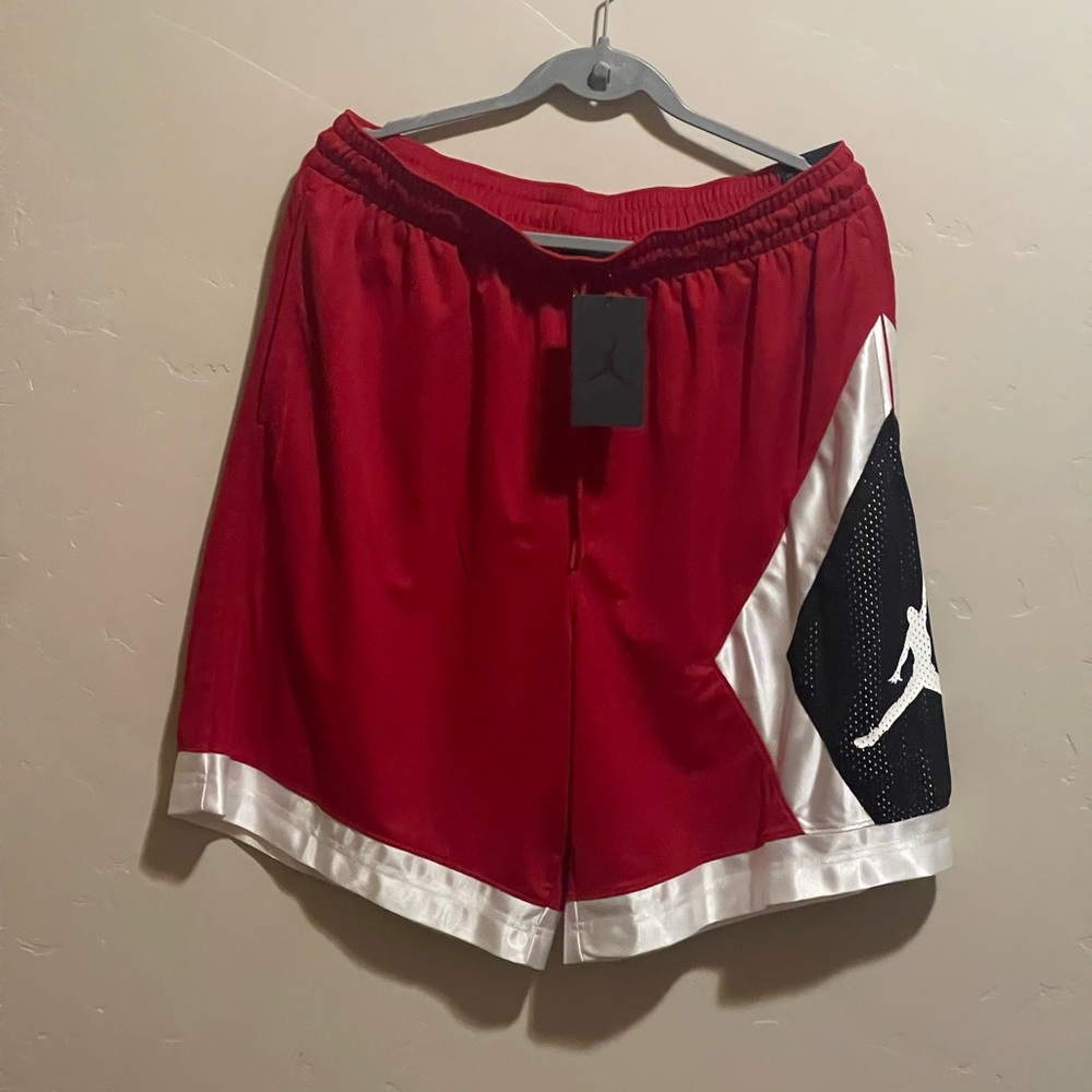 NWT Jordan Basketball Shorts!  Mens XXL